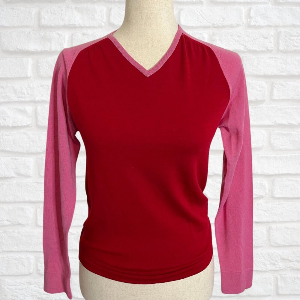 John Smedley Extra Fine Merino Wool Raglan V-Neck Sweater Red Pink